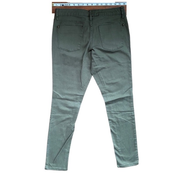 Mossimo Mid Rise Jeans - Picture 2 of 3